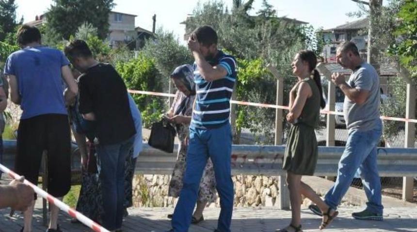 Kırmızı Işıkta Ge&ccedil;en S&uuml;r&uuml;c&uuml; &Ouml;ld&uuml;