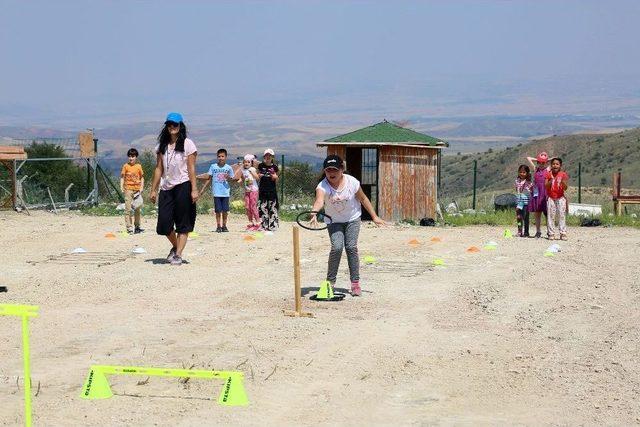 Keçiörenli Çocuklar Yaz Kampında Hem Eğleniyor Hem Öğreniyor