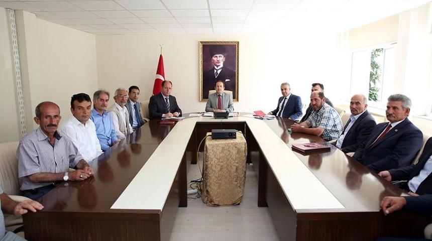 Vali Ali Hamza Pehlivan, Muhtarlarla Toplantılara Devam Ediyor