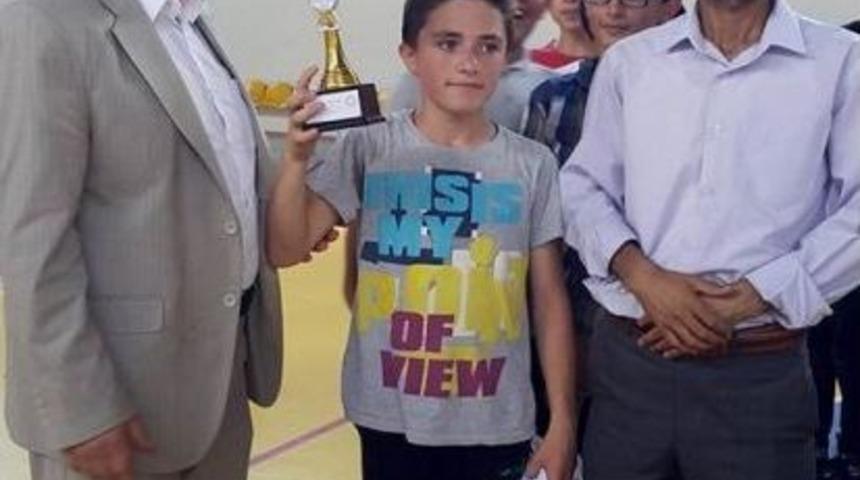 Sorgun&rsquo;da Yaz Kur&rsquo;an Kursları Futsal Turnuvası Sona Erdi