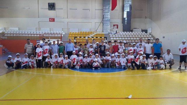 Sorgun’da Yaz Kur’an Kursları Futsal Turnuvası Sona Erdi