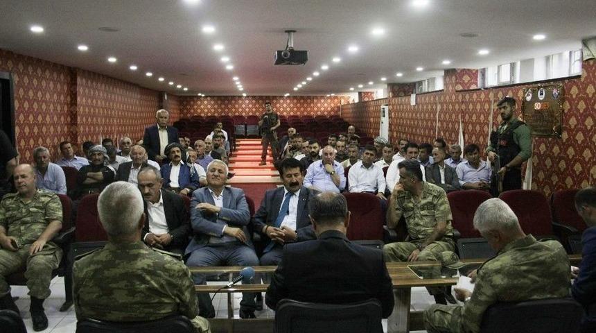 Şırnak&rsquo;a Yeni Atanan Vali Aktaş, Operasyonların S&uuml;rd&uuml;ğ&uuml; Kato Dağı&rsquo;na &Ccedil;ıktı