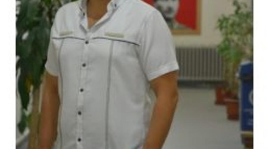 Atat&uuml;rk &Uuml;niversitesi Tarih B&ouml;l&uuml;m&uuml; &Ouml;ğretim &Uuml;yesi Savaş Eğilmez: