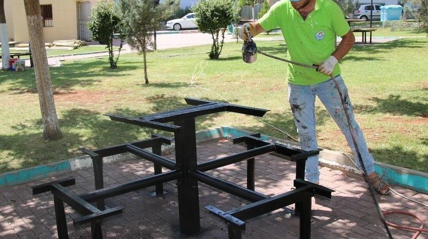 Haliliye&rsquo;deki Parklarda Yenileme &Ccedil;alışmaları