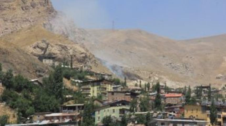 Kayalık Alanda Yangın