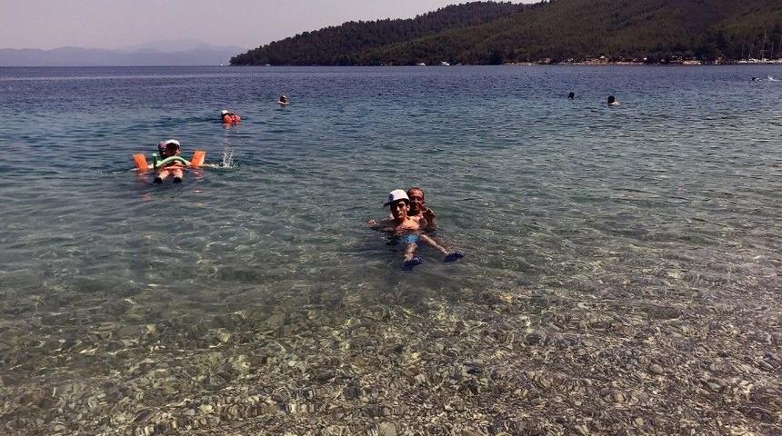 Engelli &Ccedil;ocukların Deniz Keyfi