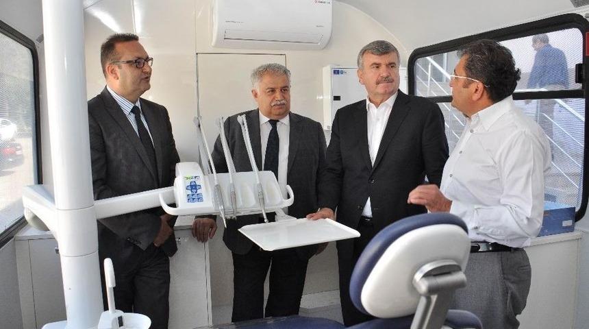Konya&rsquo;da Gezici Ağız Ve Diş Sağlığı Kliniği Hizmete Başladı