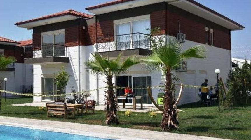 L&uuml;ks Villada Tabancayla Intihar