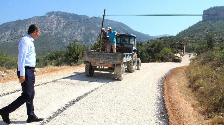 Başkan Turgut: "kesintisiz Bir Ulaşım Ağı Kurmaya &Ccedil;alışıyoruz"