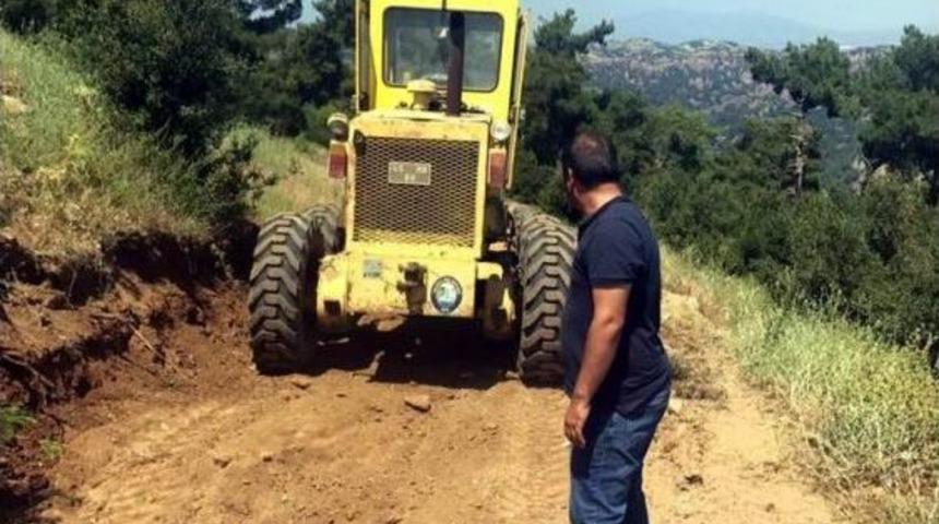 Salihli&rsquo;de Arazi Yolları Yenileniyor