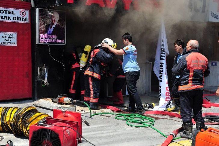 Mühürlü Eğlence Kulübünde Çıkan Yangın Korkuttu G2