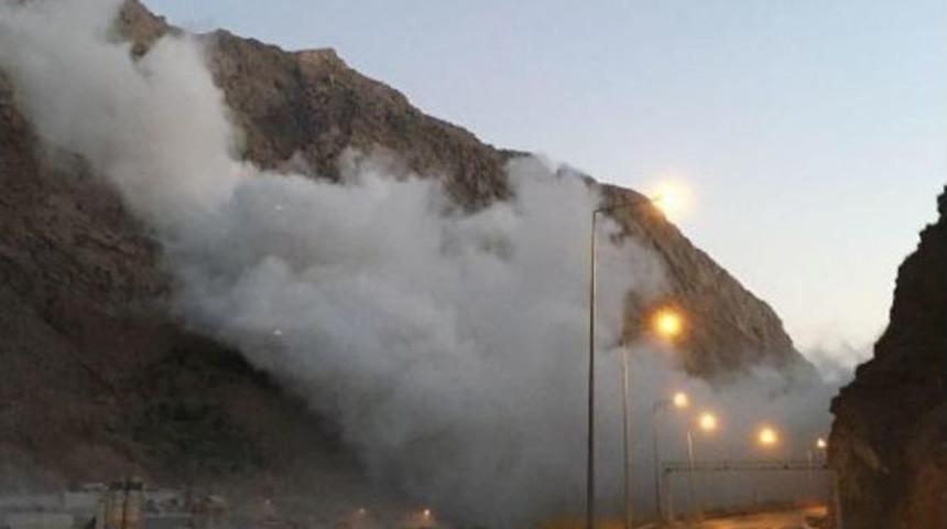 Hakkari'de Patlatılan Dinamit, Deprem Etkisi Meydana Getirdi