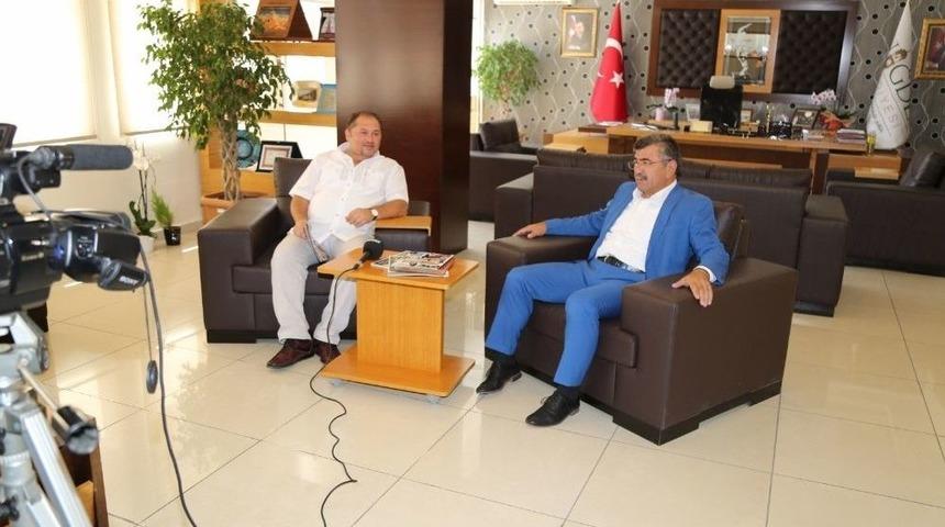 Başkan Akdoğan, Kanal A Televizyonunun Konuğu Oldu