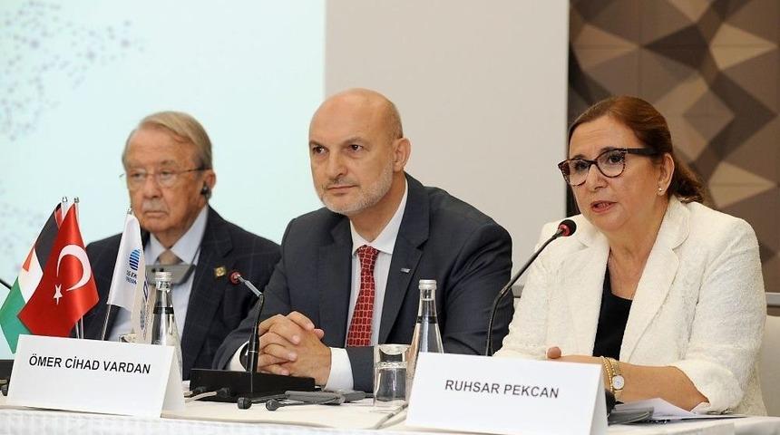 T&uuml;rk Ve &Uuml;rd&uuml;nl&uuml; İşadamları, İş Konseyi Ortak Toplantısında Buluştu