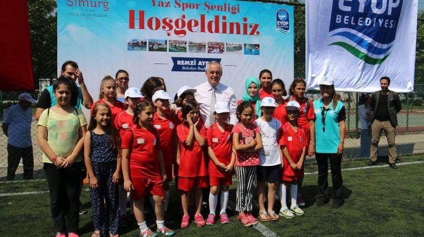 Yaz Okuluna Giden Öğrenciler Aileleriyle Eğleniyor