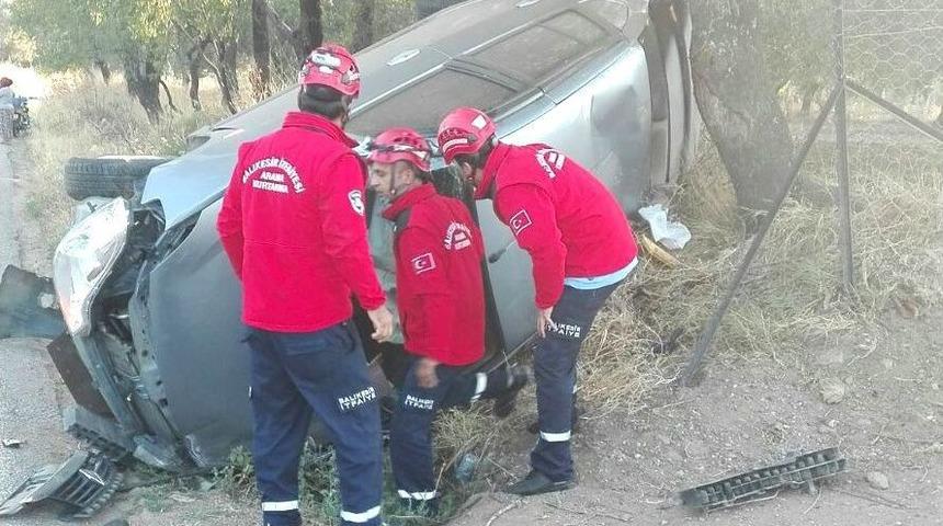 Otomobili İle Tarlaya U&ccedil;tu