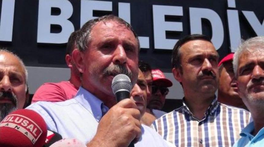 Şişli'yi Kokutan Eylem..sendika"kazanımlarımızı Yok Etmek Istediler" Derken Belediye" Maaşlarda Eksilme Yok" Diyor