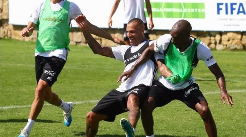 Beşiktaş&rsquo;a Quaresma Kampa Katıldı