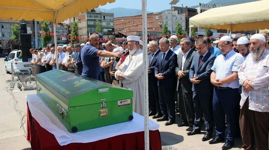 Rufai Tarikatının Şeyhi Hacı Mustafa Boyraz Son Yolculuğuna Uğurlandı