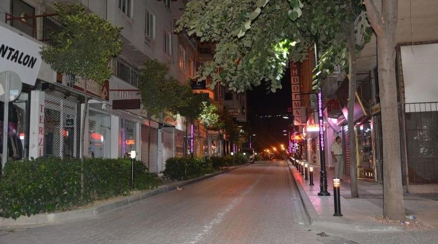 Şehzadeler&rsquo;e Estetik Aydınlatma