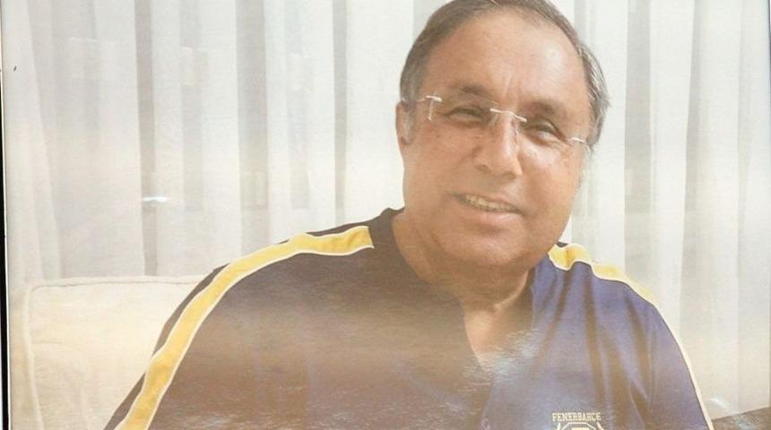 Kalp Krizi Ge&ccedil;iren &Ouml;ğretim G&ouml;revlisi Enver Kılın&ccedil;, G&ouml;z Yaşları İle Son Yolculuğuna Uğurlandı