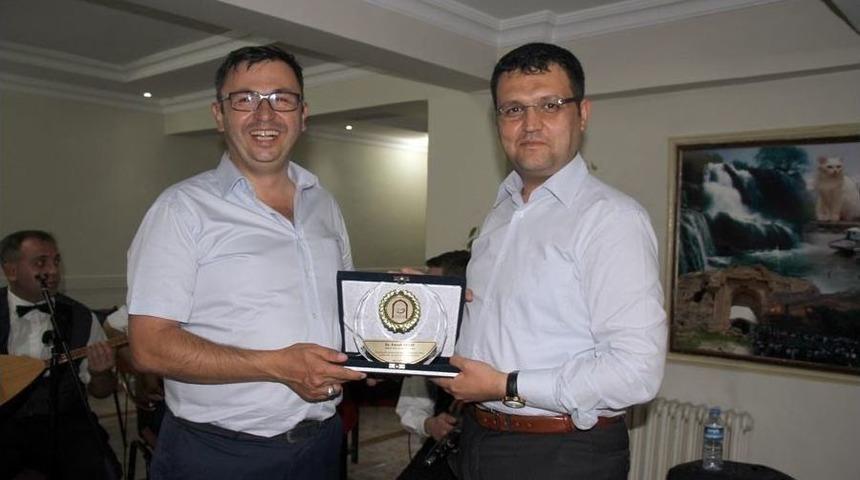 Yarbay Ak&ccedil;ay İ&ccedil;in Veda Programı