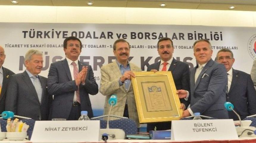 Bakan T&uuml;fenkci, İş D&uuml;nyasını Fet&ouml;&rsquo;ye Karşı Uyanık Olmaya &Ccedil;ağırdı