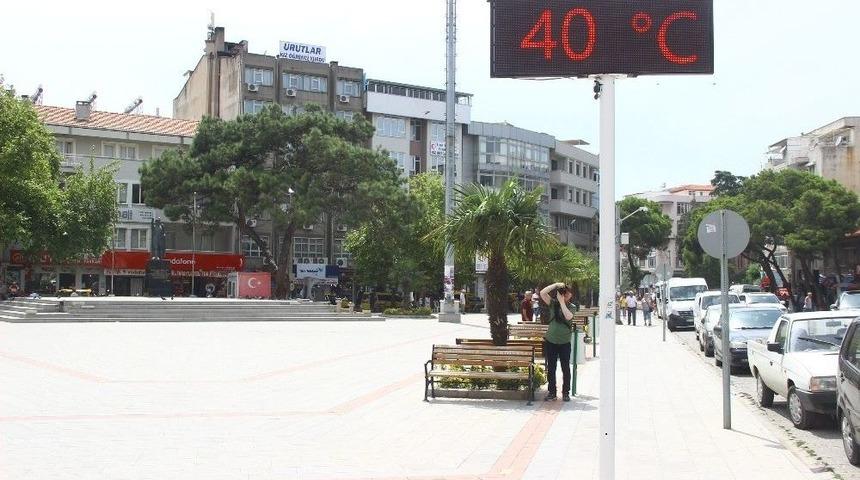 Edremit K&ouml;rfezi&rsquo;nde Termometreler 40 Dereceye &Ccedil;ıktı