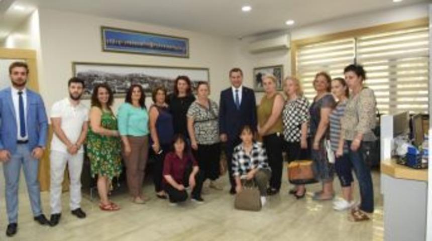 Kosovalı Kadınlar Karesi&rsquo;de