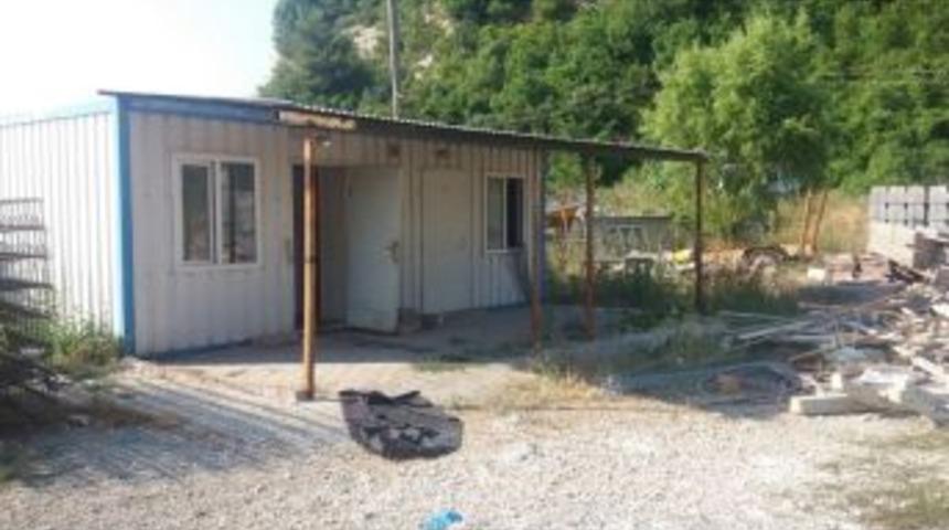 Yaşlı Adam, Yaşadığı Barakada &Ouml;l&uuml; Bulundu