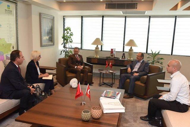 Arnavutluk Büyükelçisi’nden Başkan Uğur’a Ziyaret