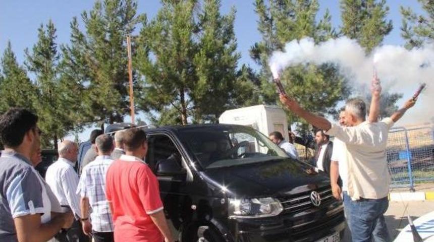 Şanlıurfa&rsquo;Da, Yeni Bakan Fakıbaba&rsquo;Ya Coşkulu Karşılama