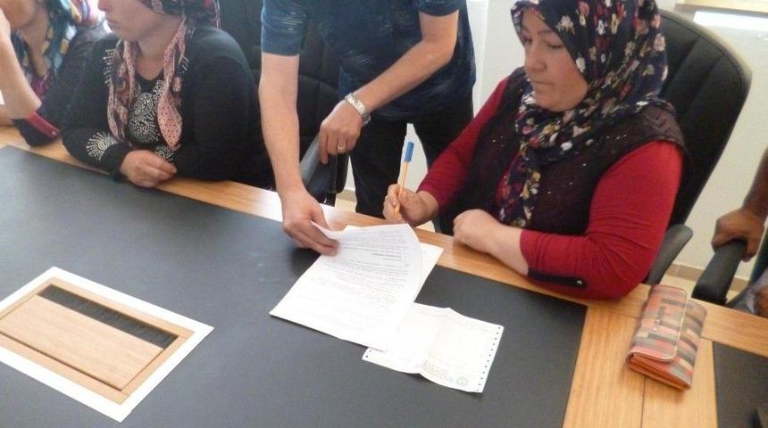 Manisa B&uuml;y&uuml;kşehir Belediyesi Sera Kurup Fidan &Uuml;retecek