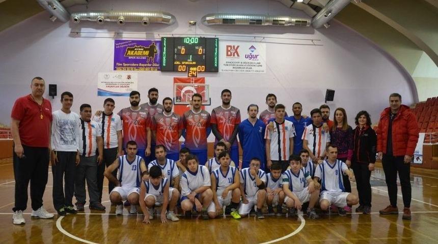 Efespor&rsquo;dan Ayto Başkanı &Uuml;lken Ve Y&ouml;netimine Teşekk&uuml;r