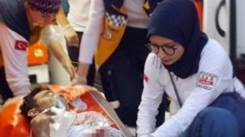 Samsun&rsquo;da Bı&ccedil;aklı Saldırı: 1 Yaralı