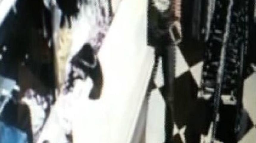 Cep Telefonu Hırsızlığı G&uuml;venlik Kamerasında