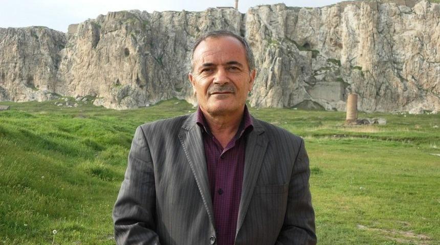 İranlı Edebiyat&ccedil;ıdan T&uuml;rkiye&rsquo;ye &Ouml;vg&uuml;