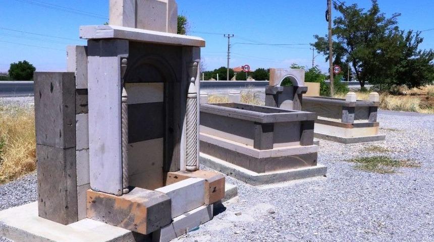 L&uuml;ks Konut Ve Ara&ccedil;lardan Sonra Şimdi De L&uuml;ks Mezar D&ouml;nemi