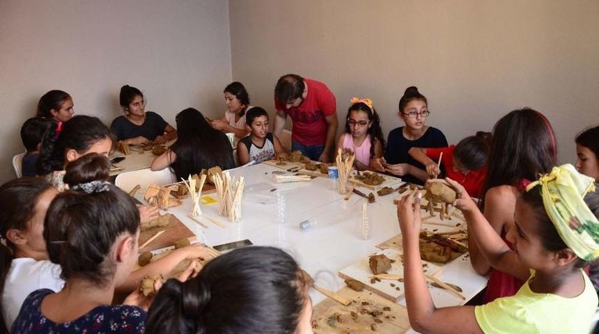 Ovacıklı &Ccedil;ocuklar İlk Kez &Ccedil;amurla Buluştu