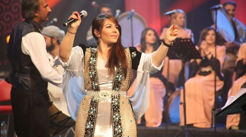 45 Kişilik Hakkari Senfoni Orkestrası Ankara&rsquo;yı Salladı