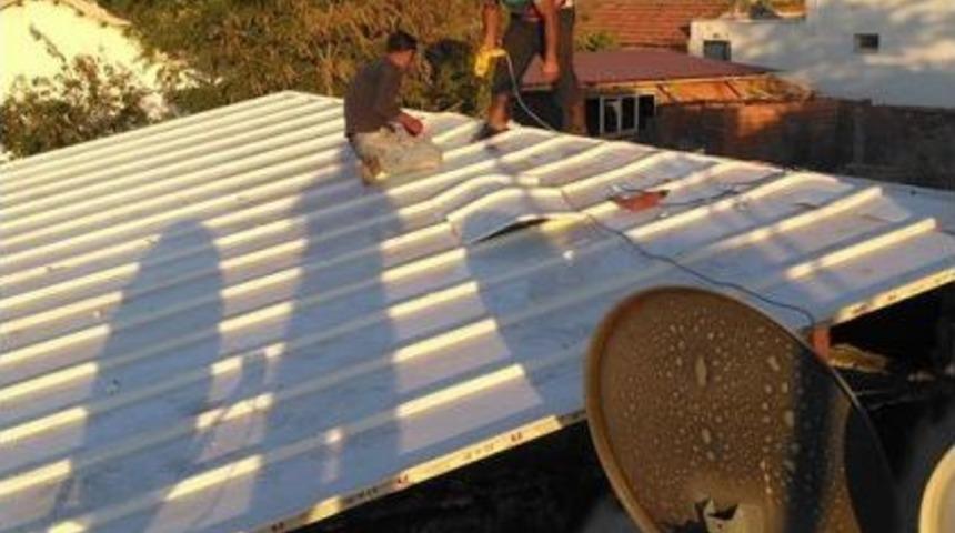 Didim’de Evi Yana Aileye Sahip Çıkıldı