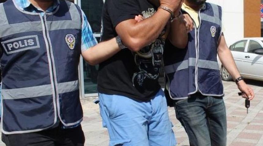 &Ccedil;aldığı Otomobille Yakalandı