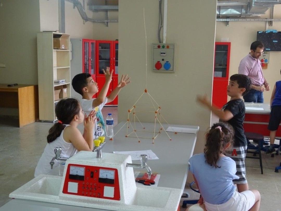 D&uuml;zce &Ccedil;ocuk Teknopark 1. D&ouml;nem Eğitim Programı Kapanış T&ouml;reni Ger&ccedil;ekleştirildi