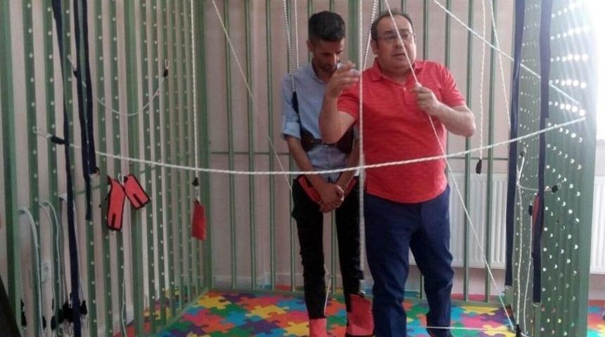 Engeliler İ&ccedil;in Uzay Terapisi