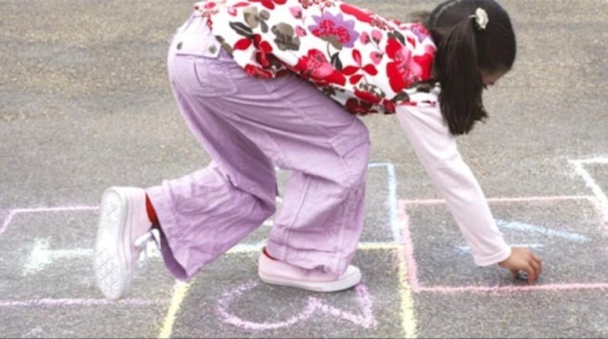 &Ccedil;ocukluğumuzun Vazge&ccedil;ilmez Oyunları