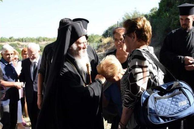 Bozcaada'da Aya Paraskevi Günü Ayini