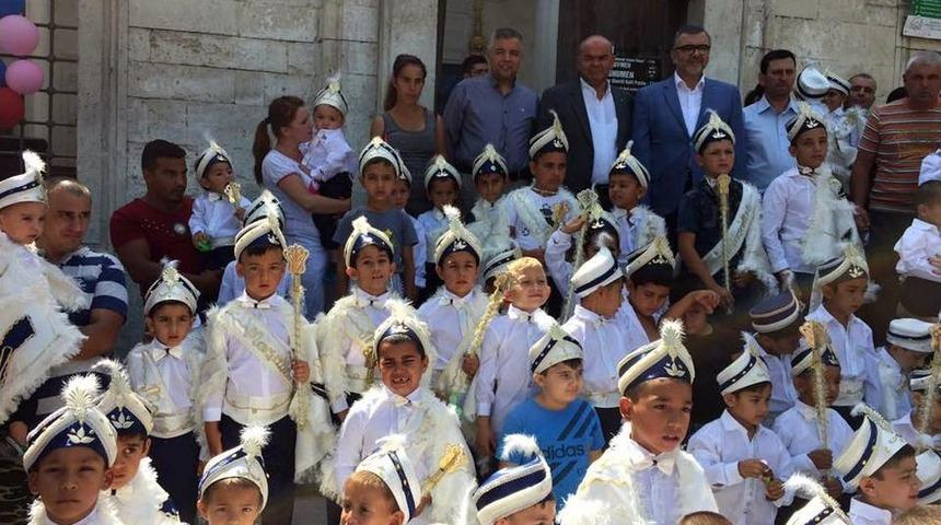 Bulgaristan&rsquo;da S&uuml;nnet Olan &Ccedil;ocuklara Bağcılar&rsquo;dan Destek