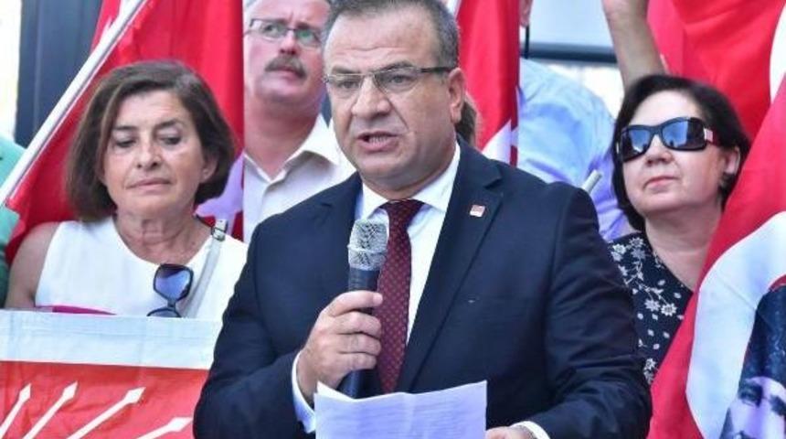 İzmir'de Chp'lilerden Ege Adaları Tepkisi