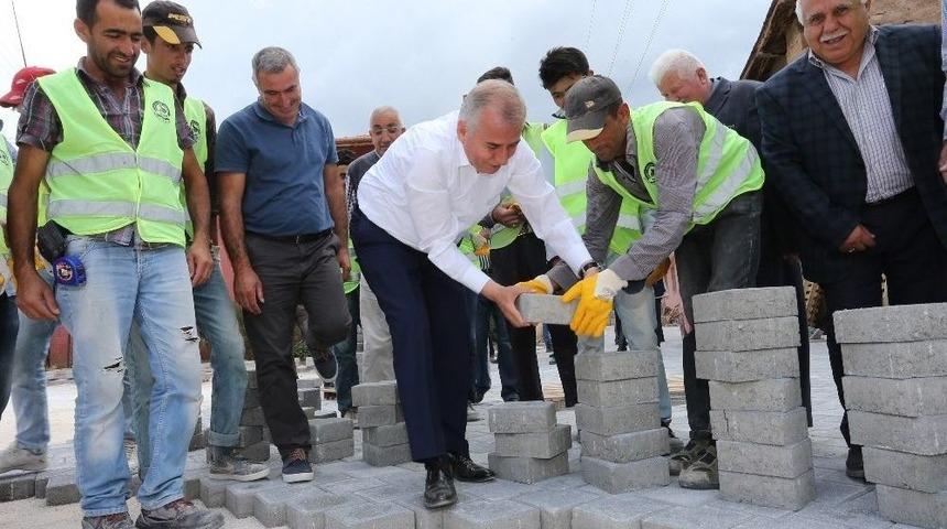 B&uuml;y&uuml;kşehir&rsquo;den İl&ccedil;elere Beton Kilit Parke Taşı