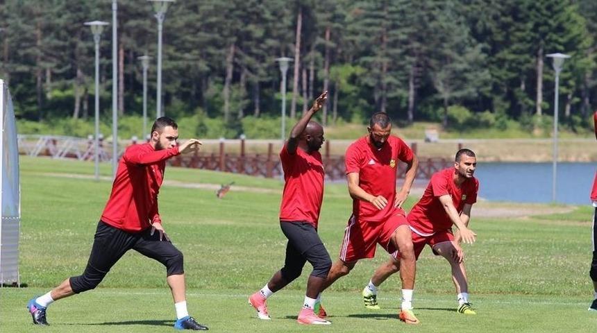 (özel Haber) Ali Ravcı: "cissokho, Kulübü İle Sorun Çözüldükten Sonra Takıma Katılacak"